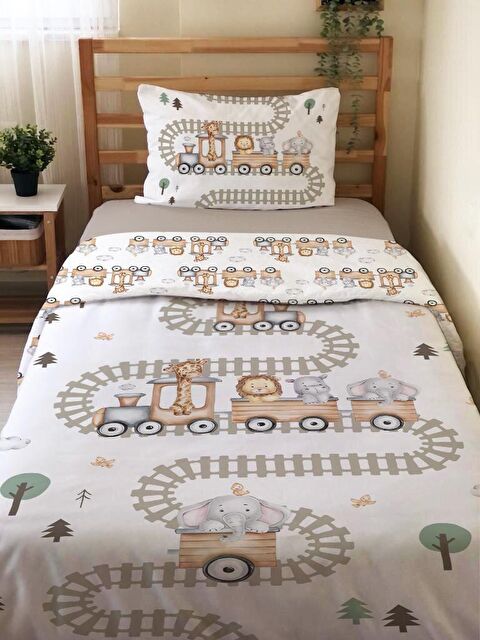 Evmila Çift Taraflı Tren Desenli Çarşafsız Takım Tek Kişilik Nevresim Takımı 160x220 Cm - S000123803-23173