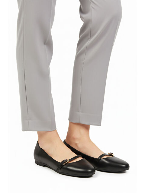 Ayakmod Siyah Cilt Hafif Esnek Kadın Babet 312456 Z - S000441324-14430