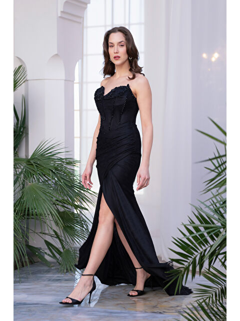 Lafaba Kadın Siyah Dar Kalıp Dantel Detay Straplez Yaka Uzun Abiye Elbise - S000509996-19351