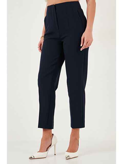 Lela Regular Fit Yüksel Bel Düz Paça Havuç Pantolon 68350109 - S000463872-21164