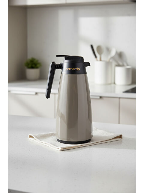 BERNARDO Lustra Cam Termos Gri 1.5 Litre