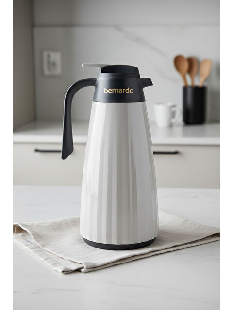 BERNARDO Velana Cam Termos Latte 1.5 Litre