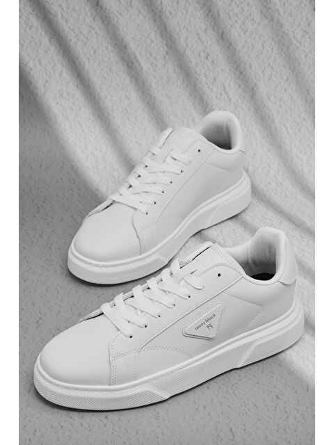 TONNY BLACK Erkek Beyaz Rahat Kalıp Termo Taban Bağcıklı Spor Ayakkabı