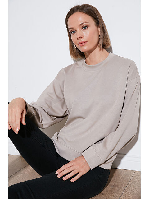 Lela Streç Bisiklet Yaka Oversize Fit Kumaş Kadın Sweat 5865879 - S000260073-25636