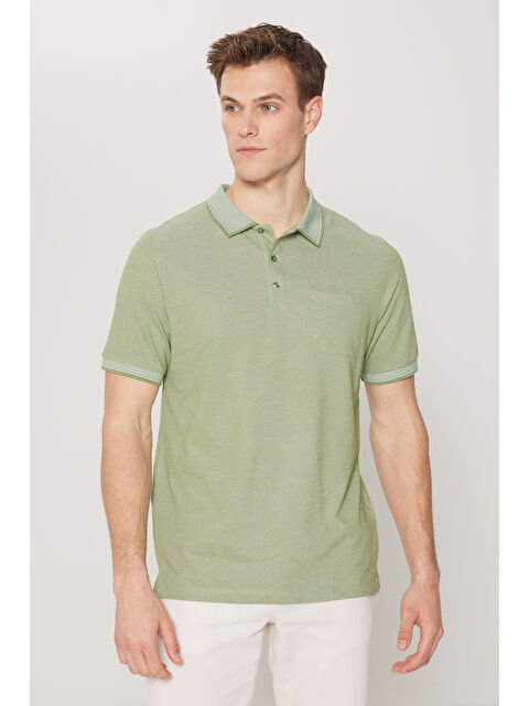 AC&Co / Altınyıldız Classics Erkek Yeşil Pamuklu Comfort Fit Rahat Kesim Polo Yaka Cepli Tişört - S000394288-18194