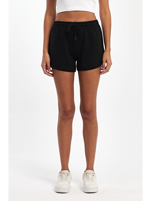 Mmetalic Kadın Yırtmaçlı Mevsimlik Premium Kumaş Regular Fit İpli Siyah Kısa Mini Şort - S000232458-19351