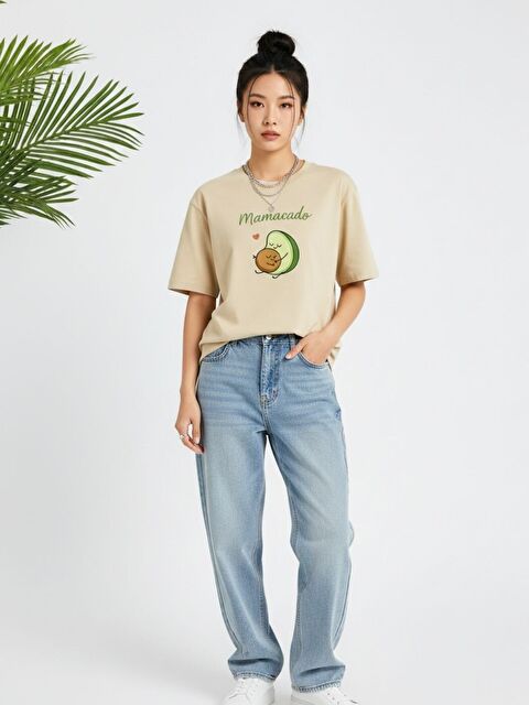Trendseninle Kadın Bej Mamacado Baskılı Oversize Tişört - S000521602-19928