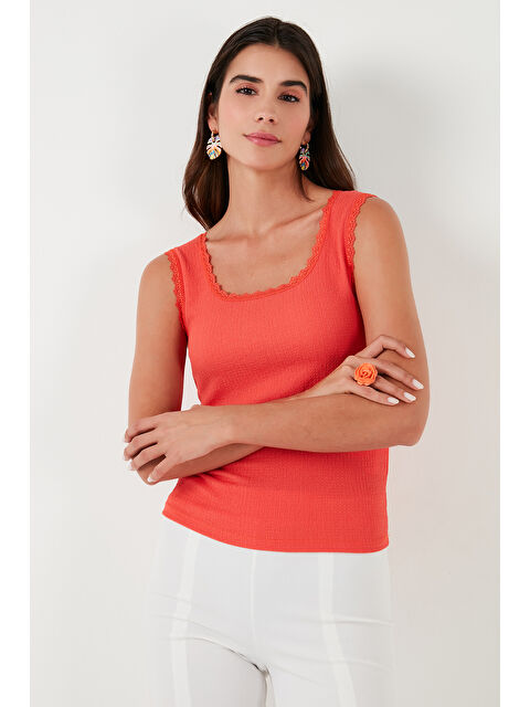 Lela Slim Fit Kalın Askılı Dantelli Kare Yaka Bürümcük Kadın Atlet 5864979 - S000008681-20048