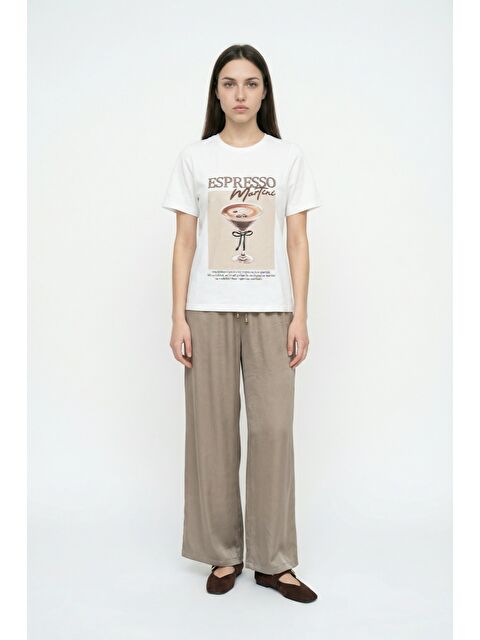 QUZU Espresso Nakışlı Baskılı Oversize Tişört Ekru - S000515654-19965