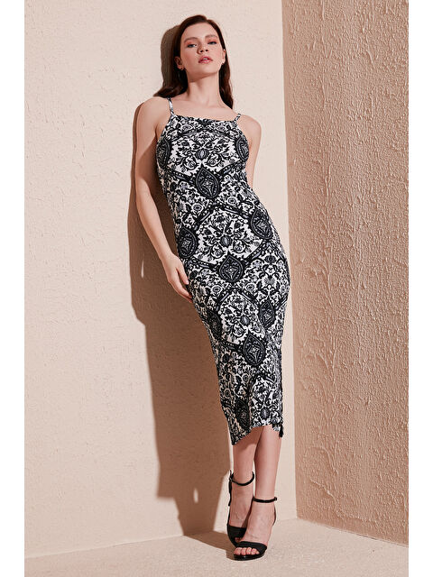 Lela İp Askılı Fitted-Vücuda Oturan Yırtmaçlı Midi Kadın Elbise 5865573 - S000157107-15542