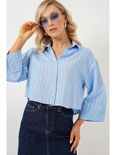 Bigdart Kadın Çizgili Oversize Kısa Gömlek 20326 - Mavi - S000393897-17234