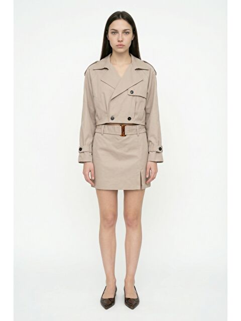 QUZU Apoletli Kruvaze Yaka Kısa Trençkot Bej - S000515659-19928
