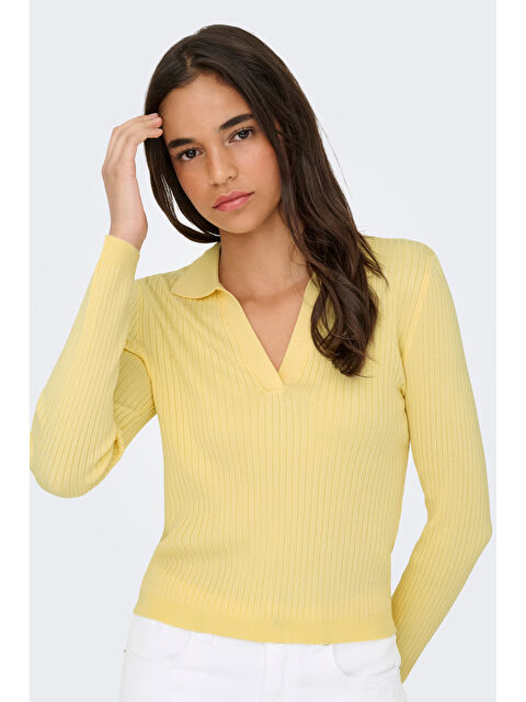 Only Onlkaya Regular Fit Polo Yaka Kadın T Shirt 15344841
