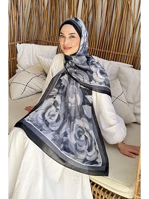 Lamelif Çiçek Desen Pamuk Şal Siyah