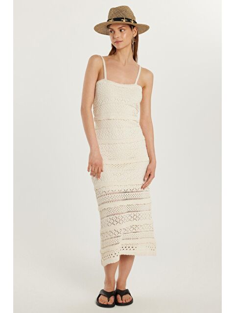 TUDORS Kadın Standart Fit Fırfırlı Örme Desenli Askılı Yaka Bej Elbise - S000520595-19965