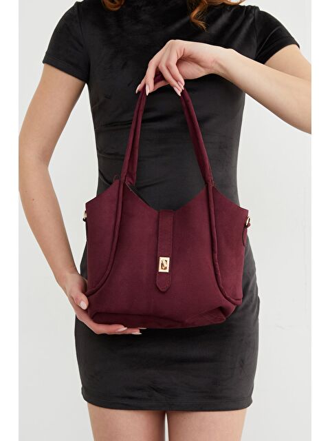 Fullamoda Suni Deri Fermuarlı Yavrulu Kol Çantası