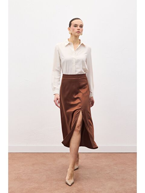 SATEEN Yırtmaçlı Saten Etek - Kahve - S000324097-19413