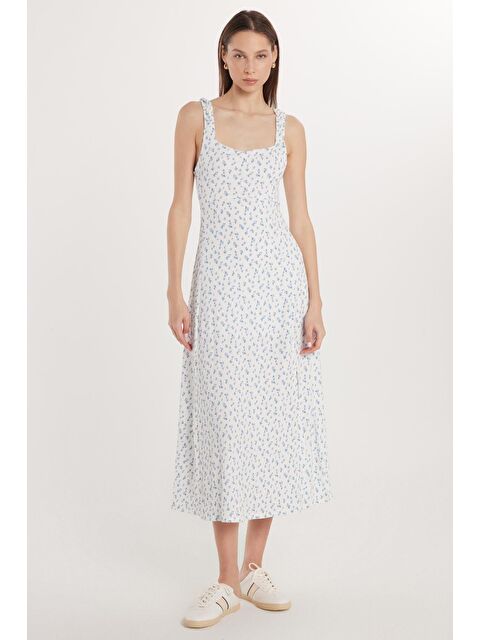 TUDORS Kadın Slim Fit Dar Kesim İnce Askılı Kare Yaka Baskılı Gofre Kumaş Elbise - S000520604-23173