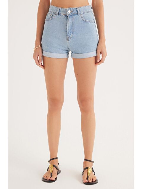 TUDORS Kadın Slim Fit Dar Kesim %100 Pamuk Paça Katlamalı Koyu Mavi Jean Jean Şort - S000523291-19393