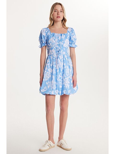 TUDORS Kadın Standart Fit Pamuklu Kısa Kollu Lastikli Beli Büzgülü Bağlama Detaylı U Yaka Elbise - S000520626-17234