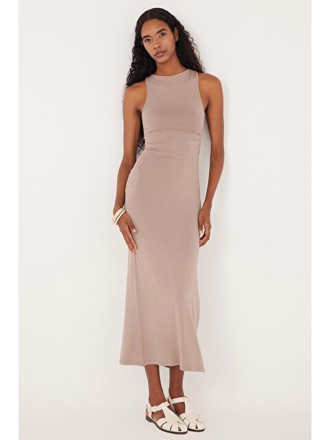 TUDORS Kadın Modal Kumaş Slim Fit Dar Kesim Sıfır Kol Bisiklet Yaka Vizon Elbise - S000520634-26429