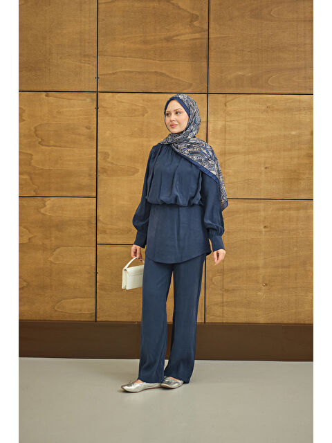 Locco Moda Kadın Hakim Yaka Balon Bel Volanlı Slimfit Tencele Takım Lacivert - S000500036-21164