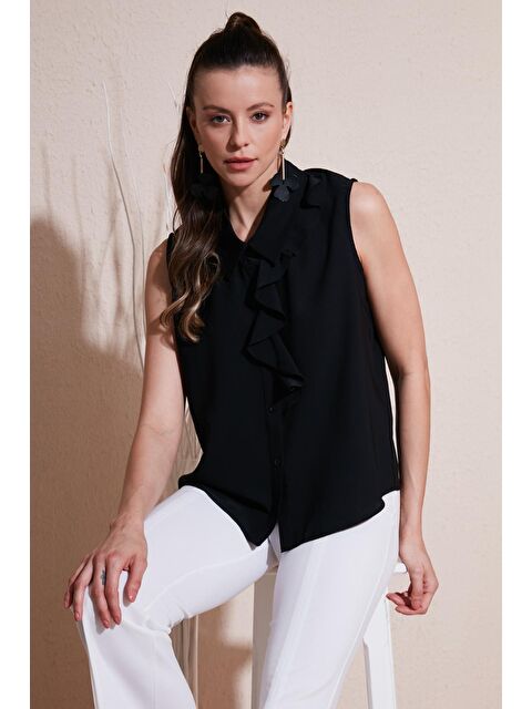 Lela Yakası Volanlı Regular Fit Kolsuz Kadın Gömlek 611Go0110 - S000217631-19351