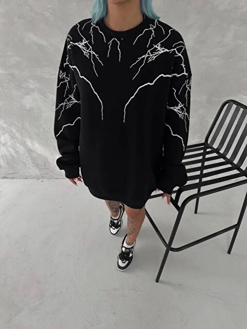 Jane's Yıldırım Baskılı Bisiklet Yaka SweatShirt - Siyah