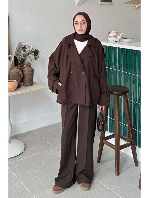 Lamelif Kruvaze Kısa Tesettür Trençkot Acı Kahverengi - S000518057-28102