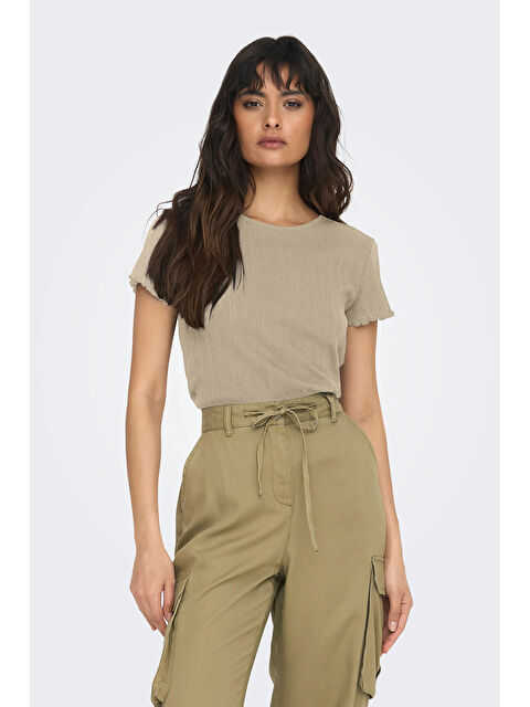 Only Onlcarlotta % 100 Pamuk Slim Fit Yuvarlak Yaka Kadın T Shirt 15256154 - S000418374-19928