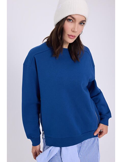 TUDORS Kadın Oversize Geniş Kesim Pamuklu 3 Iplik Bisiklet Yaka Mavi Sweatshirt - S000523332-17234