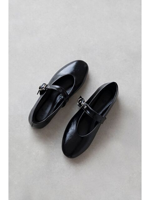 Straswans Bella  Kadın Kemer Detay  Deri Babet Siyah - S000531434-19351