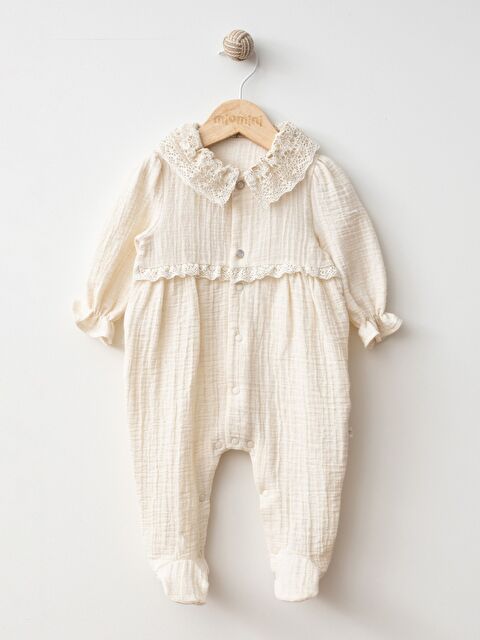 miomini Bisiklet Yaka Uzun Kollu Dantel Detaylı Kız Bebek Tulum - S000360484-19928