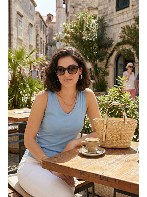 Lela Kalın Askılı V Yaka Kadın Bluz 5864384 - S000000083-3642