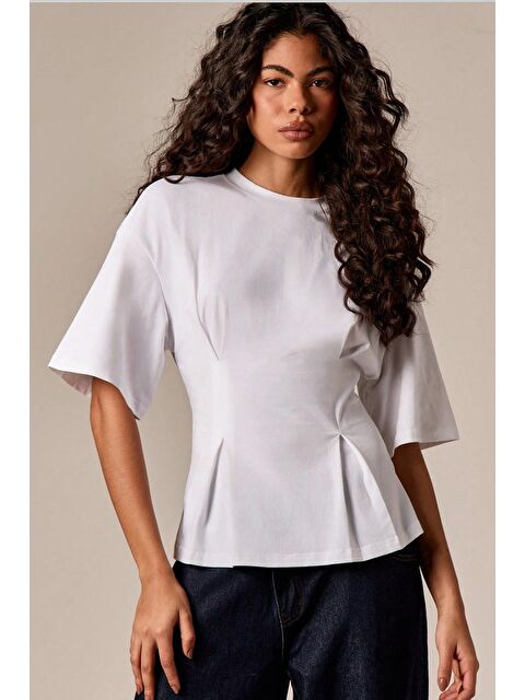 Tarz Cool Kadın Oversize Basic Tişört Pile Detaylı Rahat Kesim Günlük Kombin