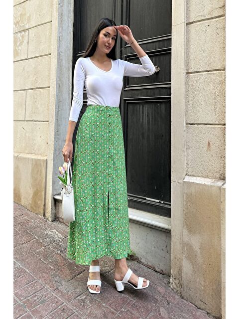 Now Moda Doğal Viskon Ön Düğmeli Desenli Yeşil Etek - S000178441-18194