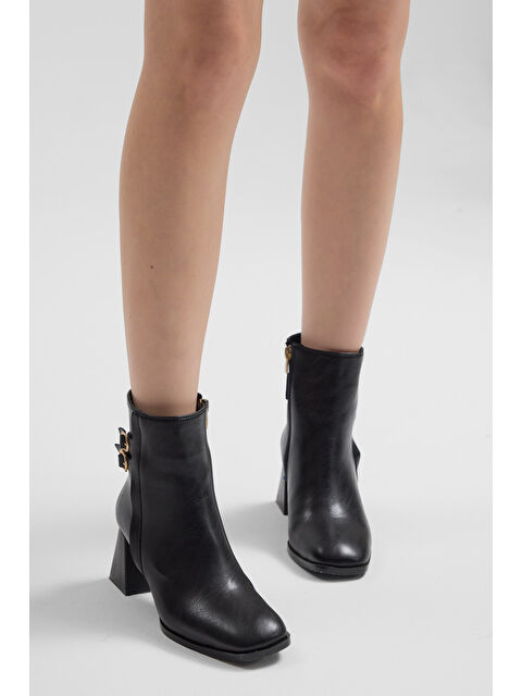 TONNY BLACK Kadın Siyah Cilt TPU Taban Çift Tokalı Sivri Burunlu Fermuarlı Topuklu Bot - S000493892-14430