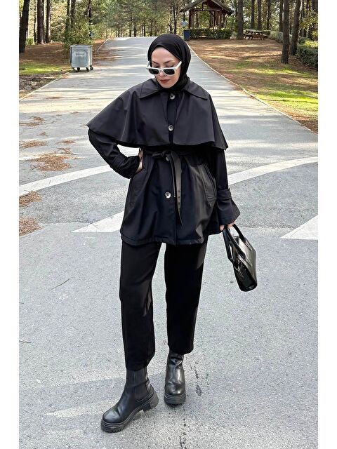 Lamelif Bağlama Detaylı Pelerinli Trençkot Siyah - S000518078-19351