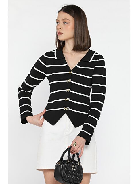 Gülseli Kadın Çizgi Desenli Fiyonk Düğme Detaylı Triko Hırka - S000374372-19351