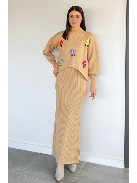 Gülseli Kadın Yarım Balıkçı Yaka Nakışlı Triko Bluz Elbise İkili Takım - S000320563-19928