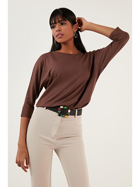 Lela Bisiklet Yaka Truvakar Kol Kadın Tişört 5861416Y - S000000384-18645