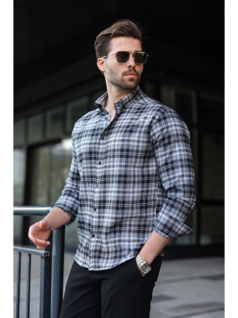 Madmext Siyah Düğmeli Ekose Desenli Erkek Gömlek E6768 - S000482614-19351