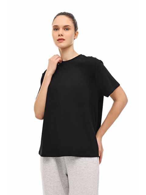 Kinetix WB 11BANKO SN226 6FX Siyah Kadın Kısa Kol T-Shirt - S000515724-19351