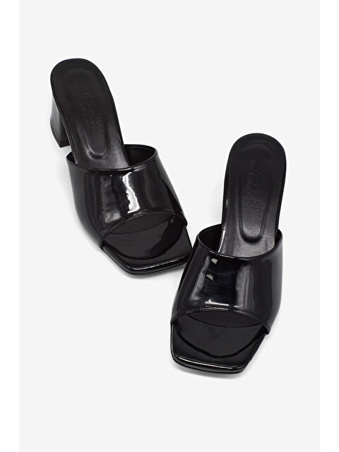 TONNY BLACK Kadın Siyah Rugan Rahat Kalıp Topuklu Terlik - S000521643-19351