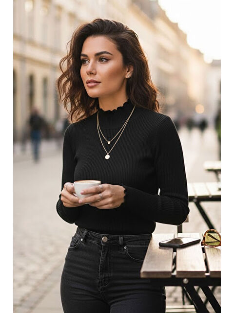 Tarz Cool Kadın Siyah Yarım Balıkçı Detaylı Triko Kazak - S000492601-19351