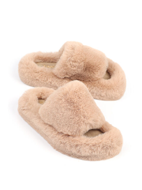 Capone Outfitters Pelüş Tüylü Kadın Ev Terliği - S000330124-26429