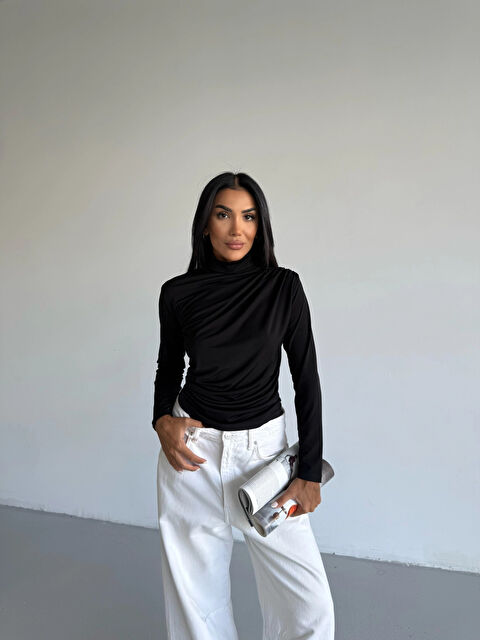 Hazelin Kadın Siyah Uzun Kollu Drape Detaylı Boğazlı Sandy Bluz HZL25W-FRY123301 - S000443050-19351