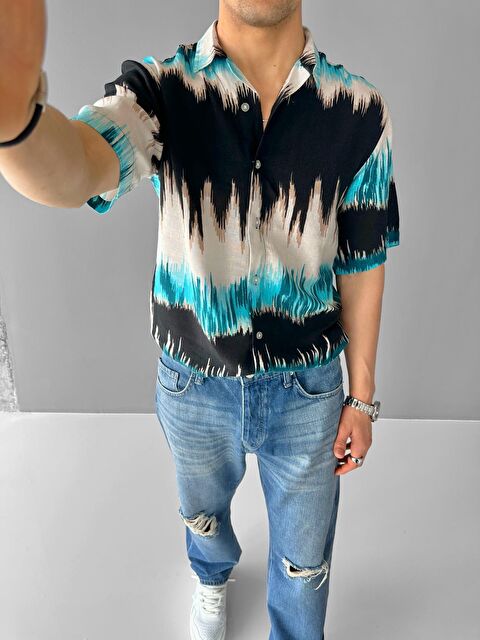 Abluka Online Erkek Oversize Desenli Küba Yaka Kısa Kol Gömlek Siyah - S000240421-19351