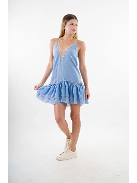 Hazelin Kadın Mavi V Yaka İp Askılı Eteği Pileli Güpür Detaylı Elbise HZL24S-YY244 - S000443030-17234