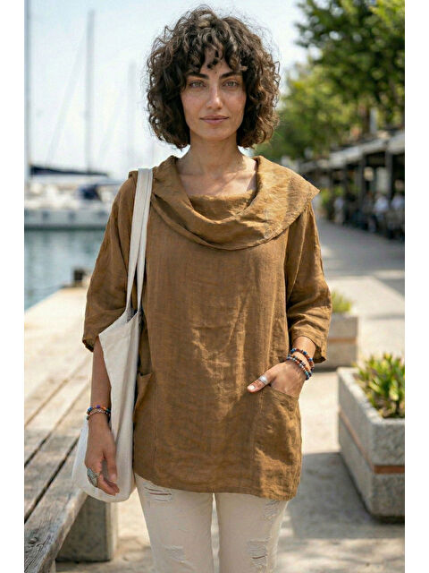 Chiccy Camel Şal Yaka Kısa Kol Çift Cepli Casual Keten Görünümlü Geniş Kesim Dokuma Bluz 65 83